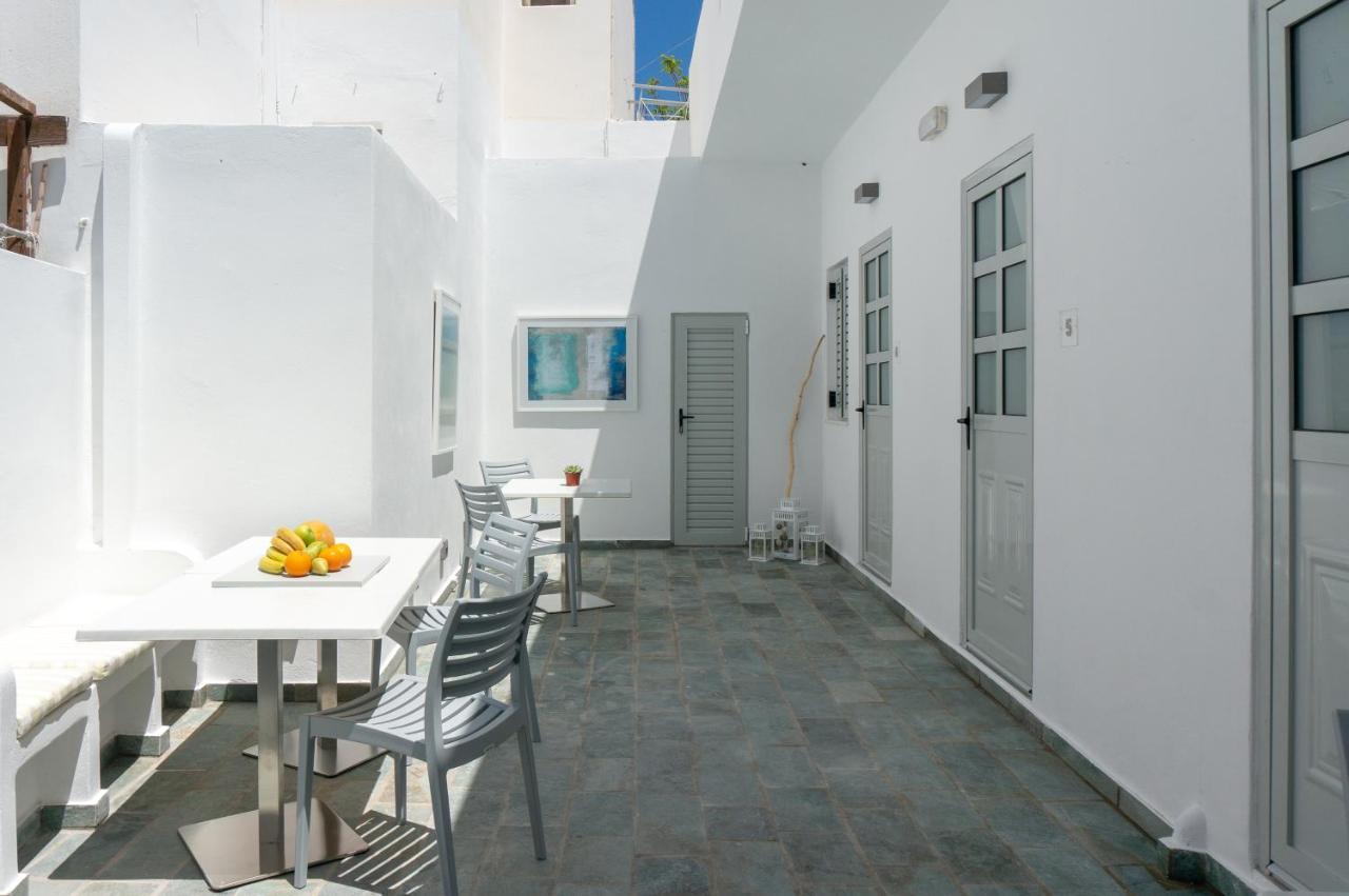 Pelican Paros Kültér fotó
